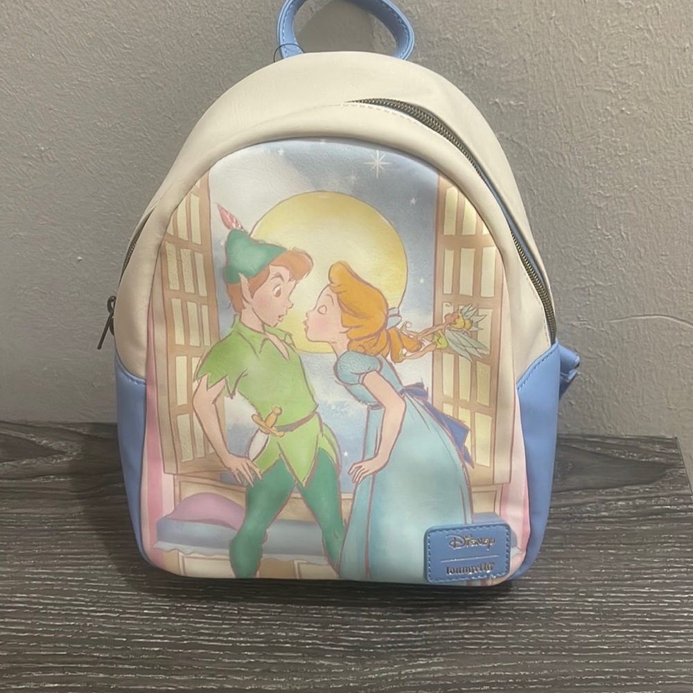 Peter Pan lounge fly bag